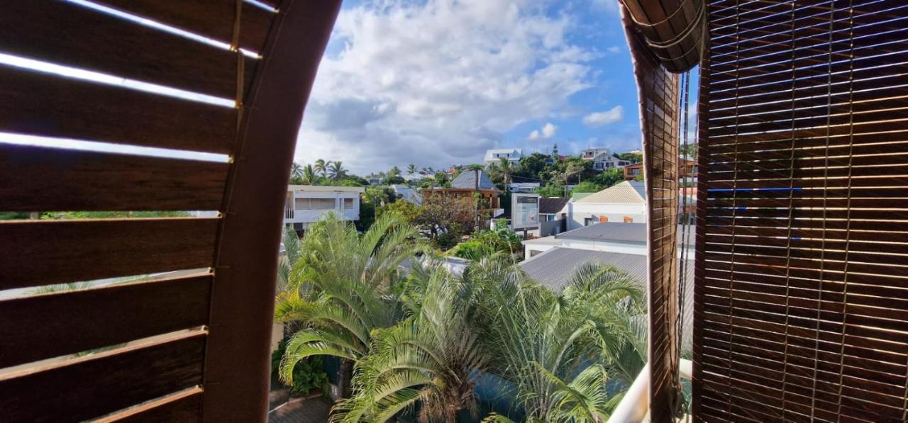 Le Victoria, Vue Mer Et Montagne Saint Pierre Exterior foto